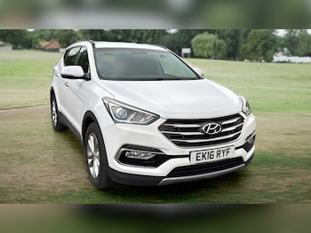 Used Hyundai Santa Fe 2016 for sale - 79413688: Photo