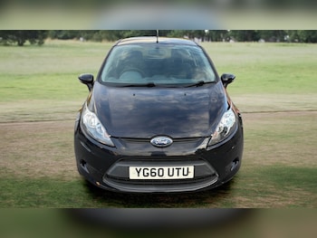 Used Ford Fiesta 2010 for sale - 79552603: Photo