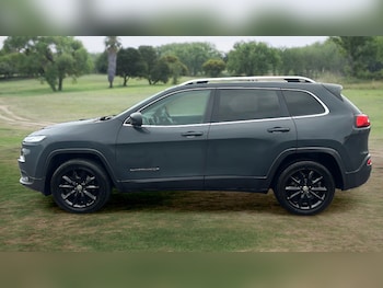 Used Jeep Cherokee 2016 for sale - 79413698: Photo