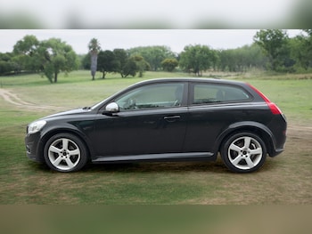 Used Volvo C30 2010 for sale - 79417716: Photo