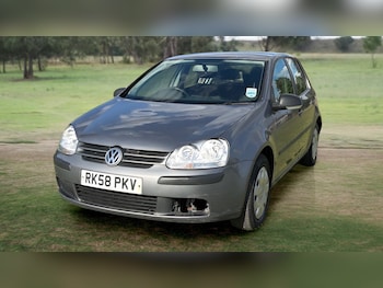 Used Volkswagen Golf 2008 for sale - 79612884: Photo