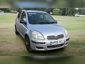 Used Toyota Yaris 2005 for sale - 79418259: Photo