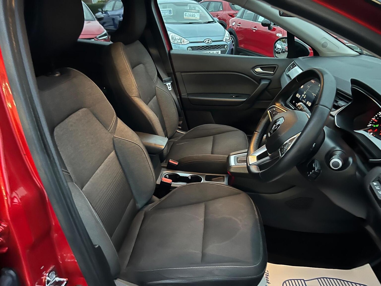 Used Renault Captur 2021 for sale - 76951031: Photo 15