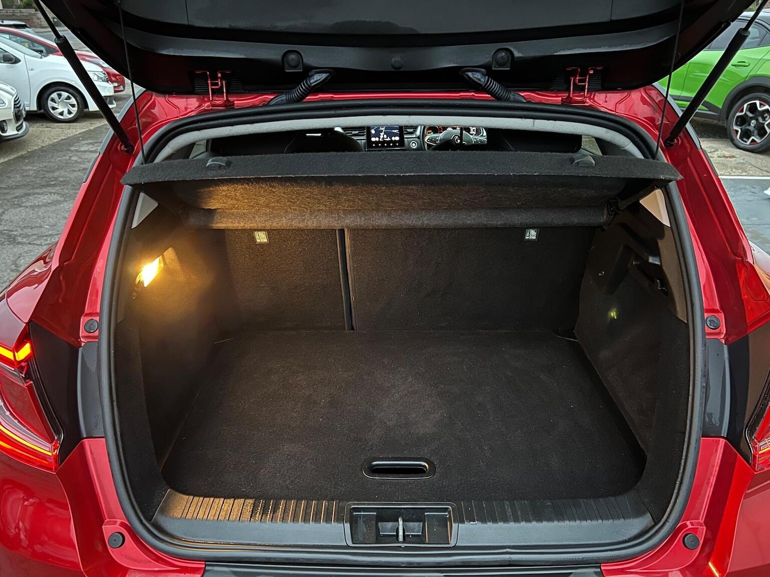 Used Renault Captur 2021 for sale - 76951031: Photo 23