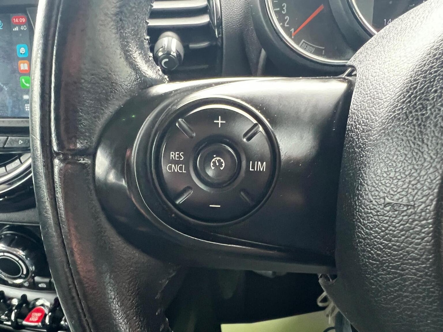 Used MINI Clubman 2018 for sale - 76397104: Photo 11