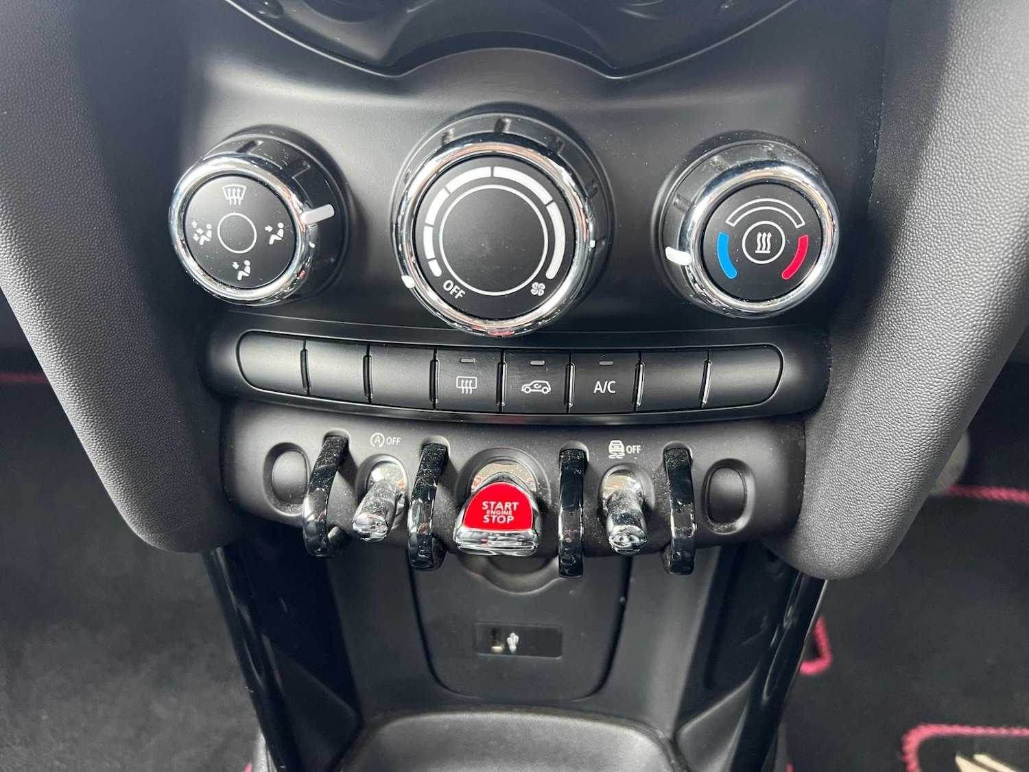 Used MINI Hatch 2019 for sale - 76793590: Photo 13