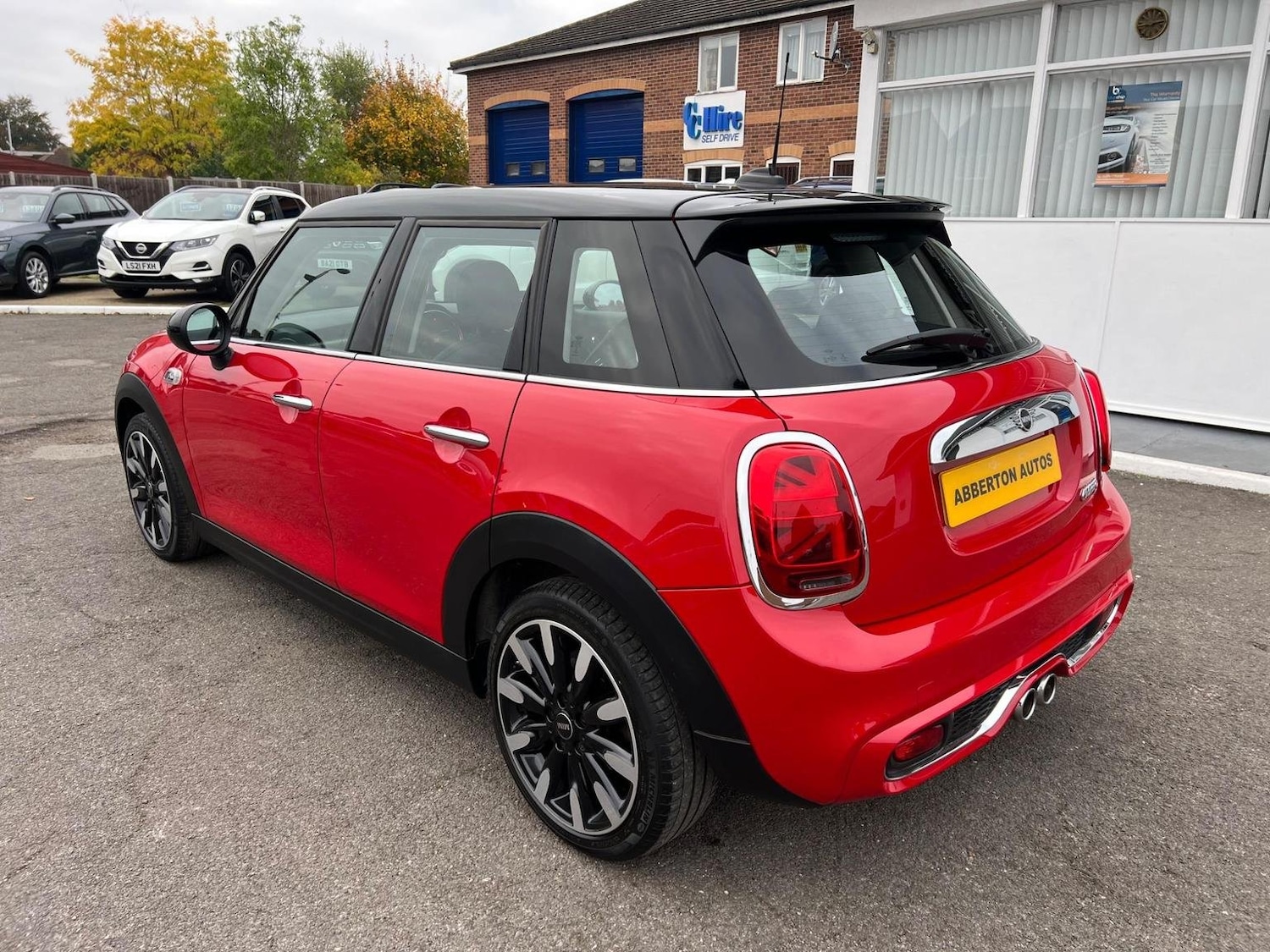 Used MINI Hatch 2019 for sale - 76793590: Photo 4