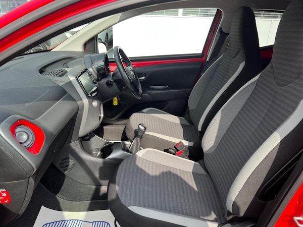 Used Toyota AYGO 2018 for sale - 75511274: Photo 24