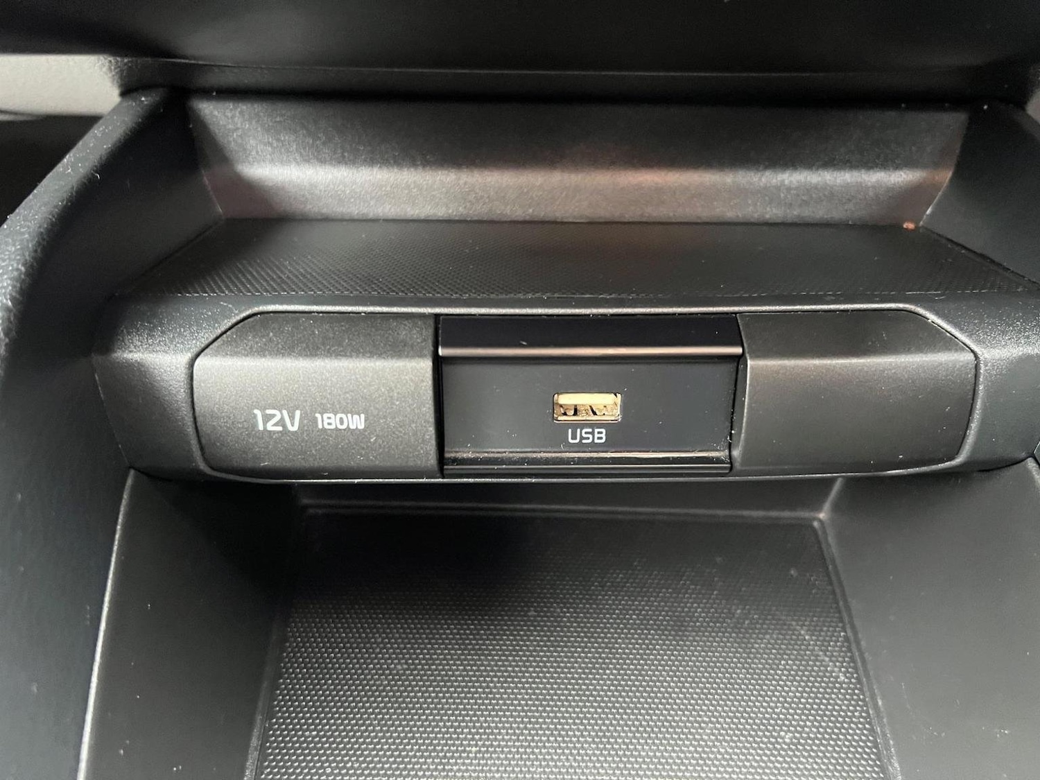 Used Kia Stonic 2022 for sale - 76793588: Photo 15