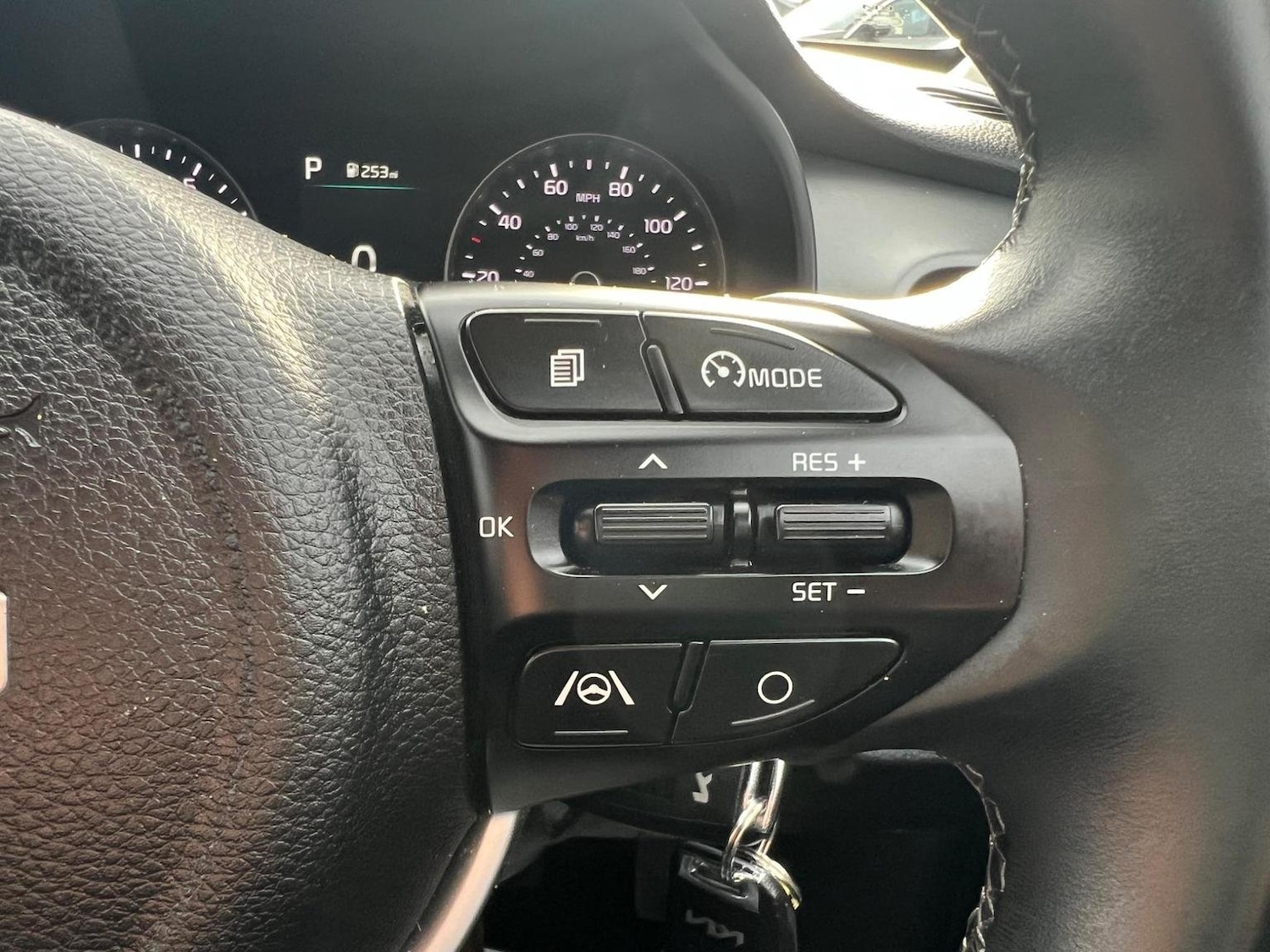 Used Kia Stonic 2022 for sale - 76793588: Photo 18