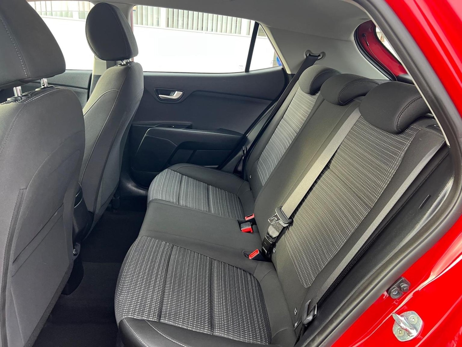 Used Kia Stonic 2022 for sale - 76793588: Photo 26