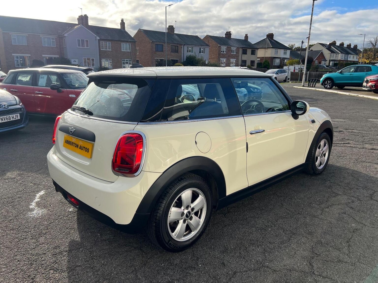 Used MINI Hatch 2019 for sale - 76376880: Photo 4