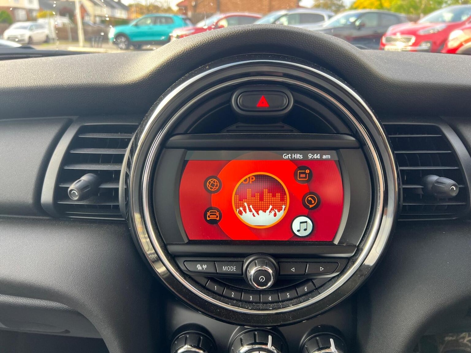 Used MINI Hatch 2019 for sale - 76376880: Photo 9