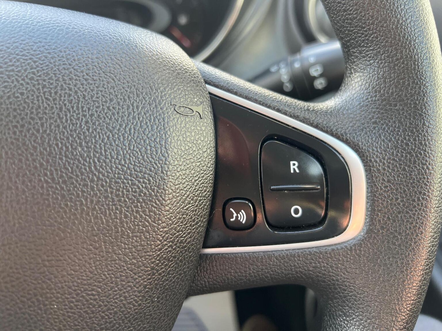 Used Renault Captur 2018 for sale - 76837050: Photo 14