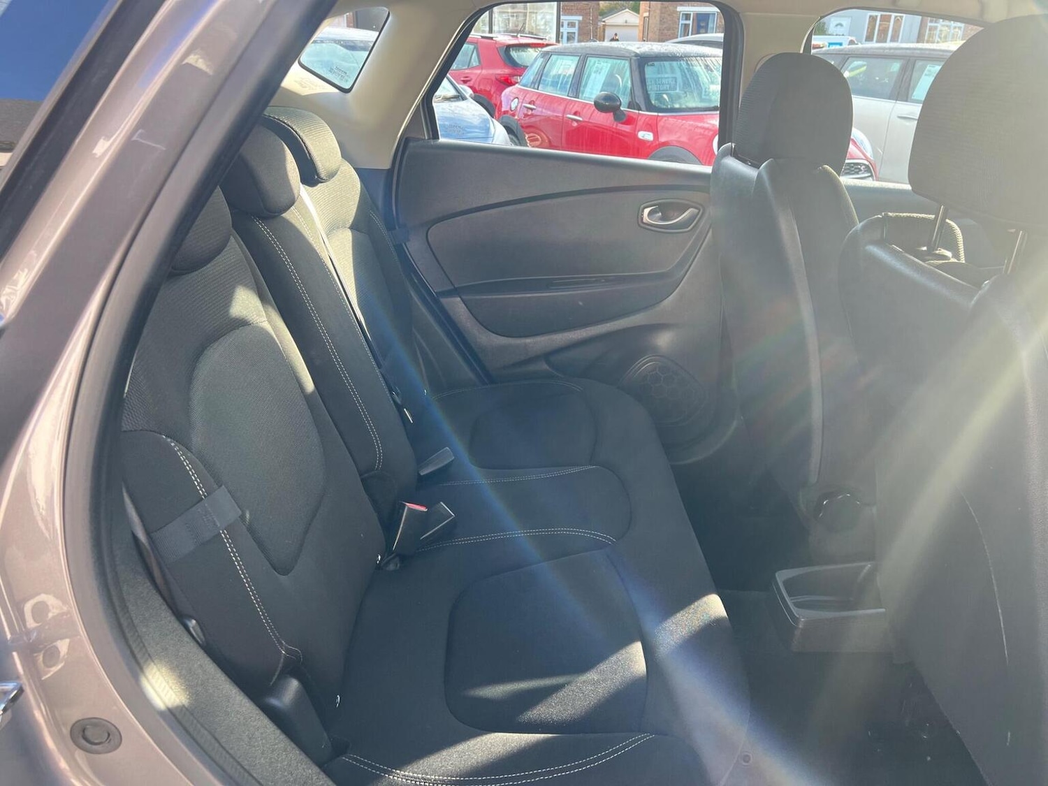 Used Renault Captur 2018 for sale - 76837050: Photo 15