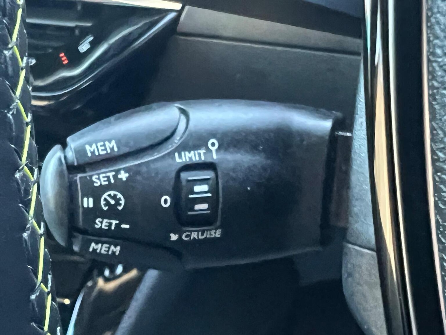 Used Peugeot 2008 2022 for sale - 76699253: Photo 16