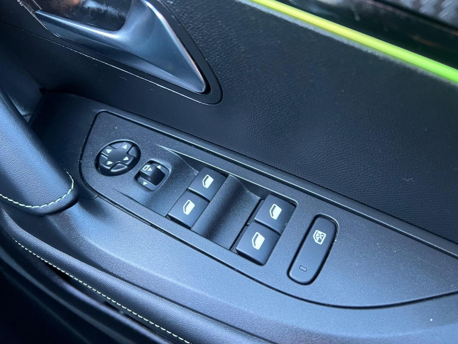 Used Peugeot 2008 2022 for sale - 76699253: Photo 19