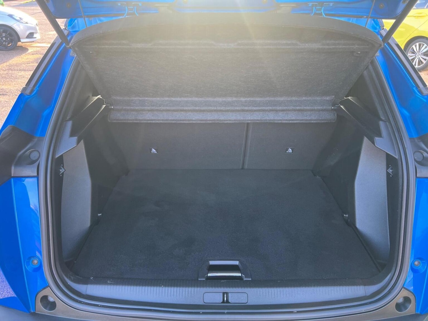 Used Peugeot 2008 2022 for sale - 76699253: Photo 29