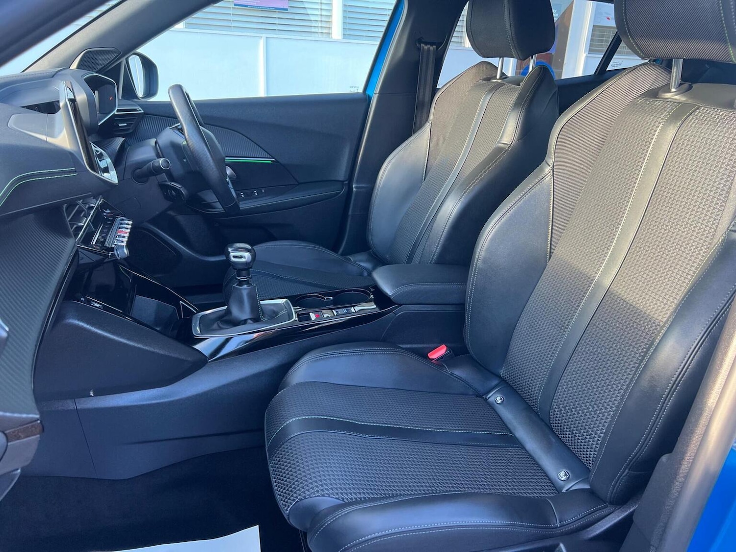 Used Peugeot 2008 2022 for sale - 76699253: Photo 30