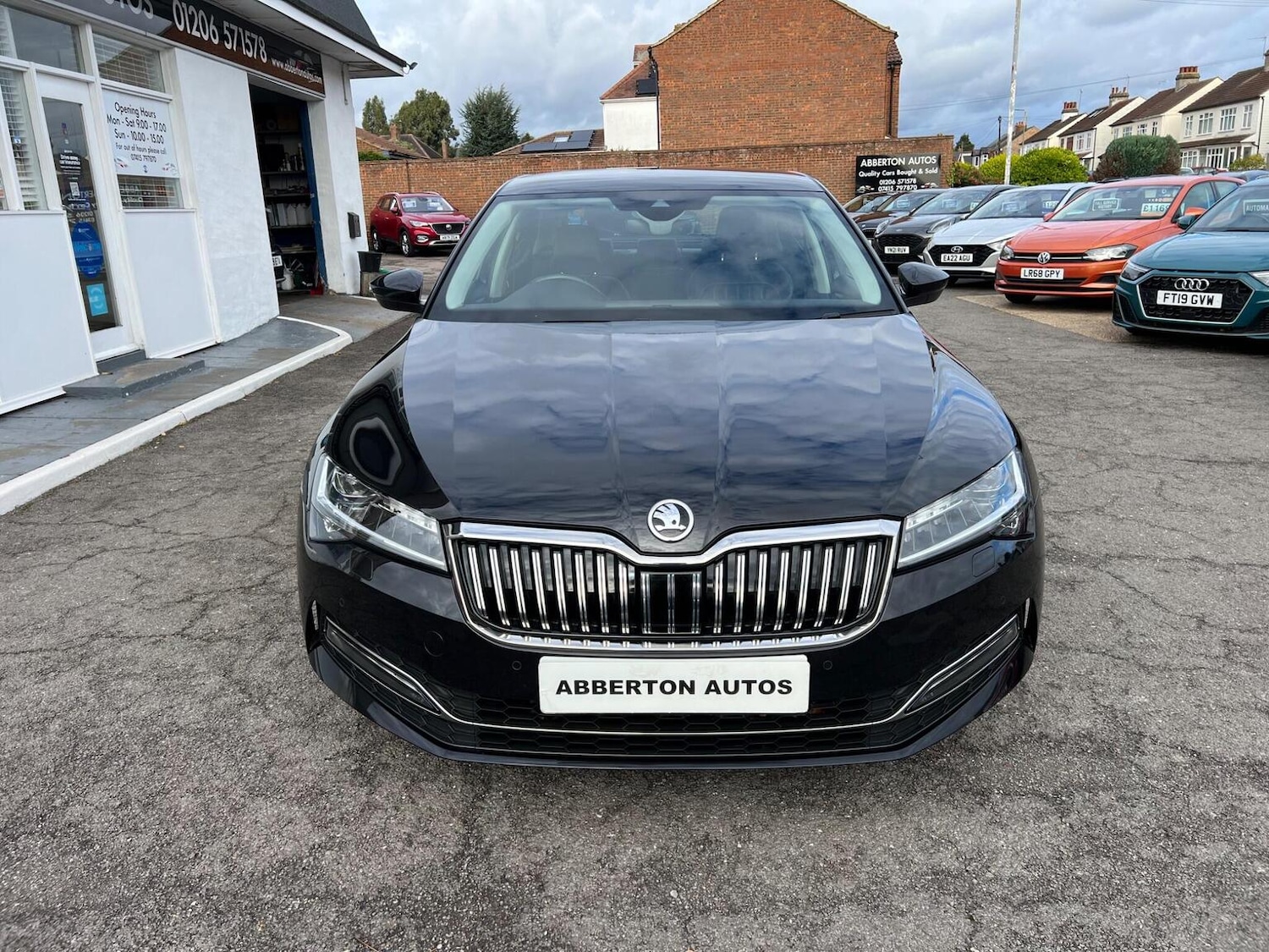 Used Skoda Superb 2019 for sale - 76358087: Photo 2