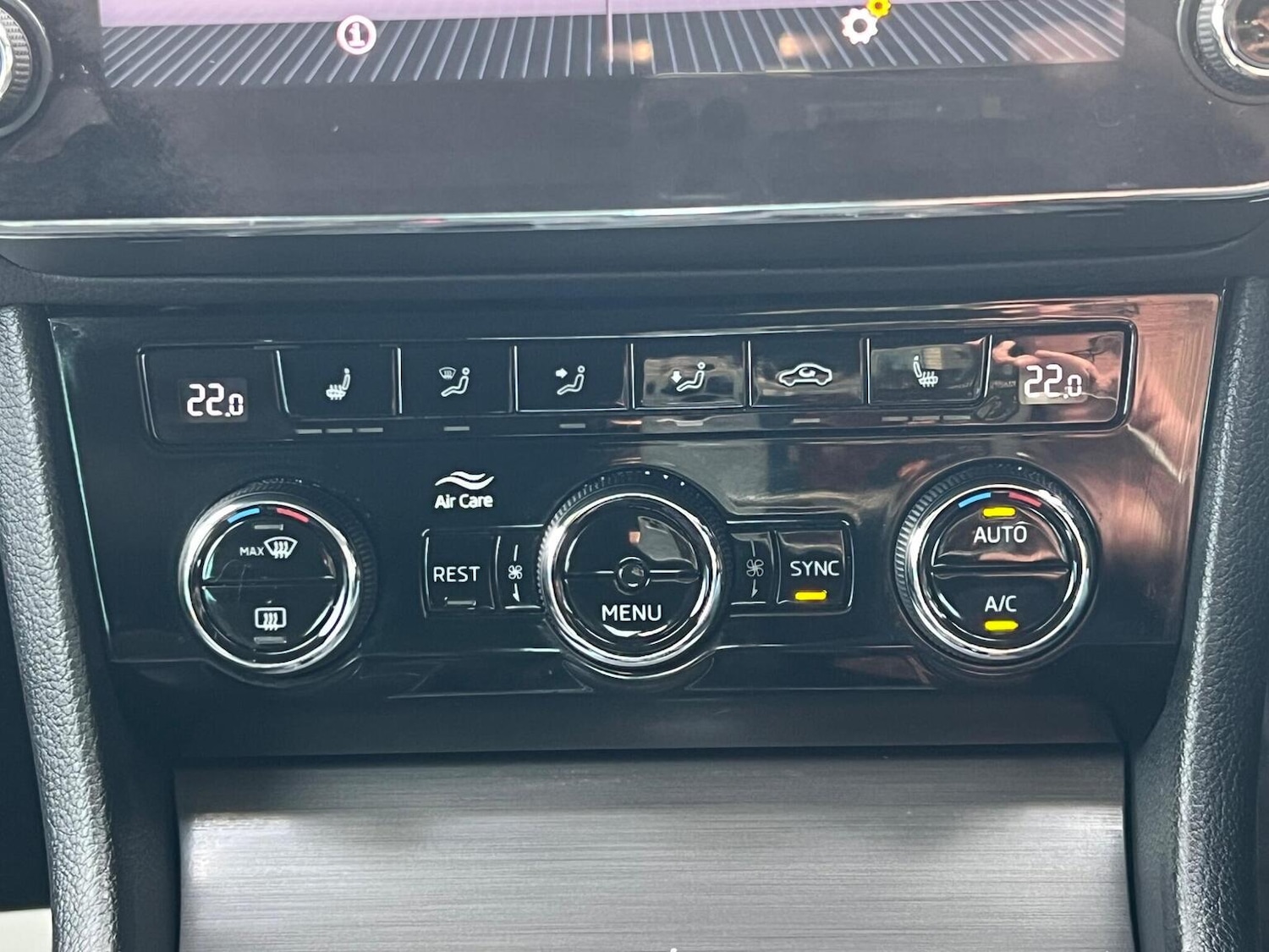 Used Skoda Superb 2019 for sale - 76358087: Photo 9