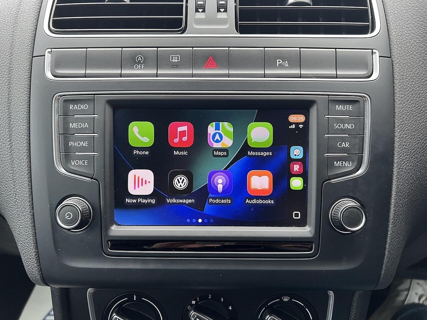 Used Volkswagen Polo 2017 for sale - 77289218: Photo 10