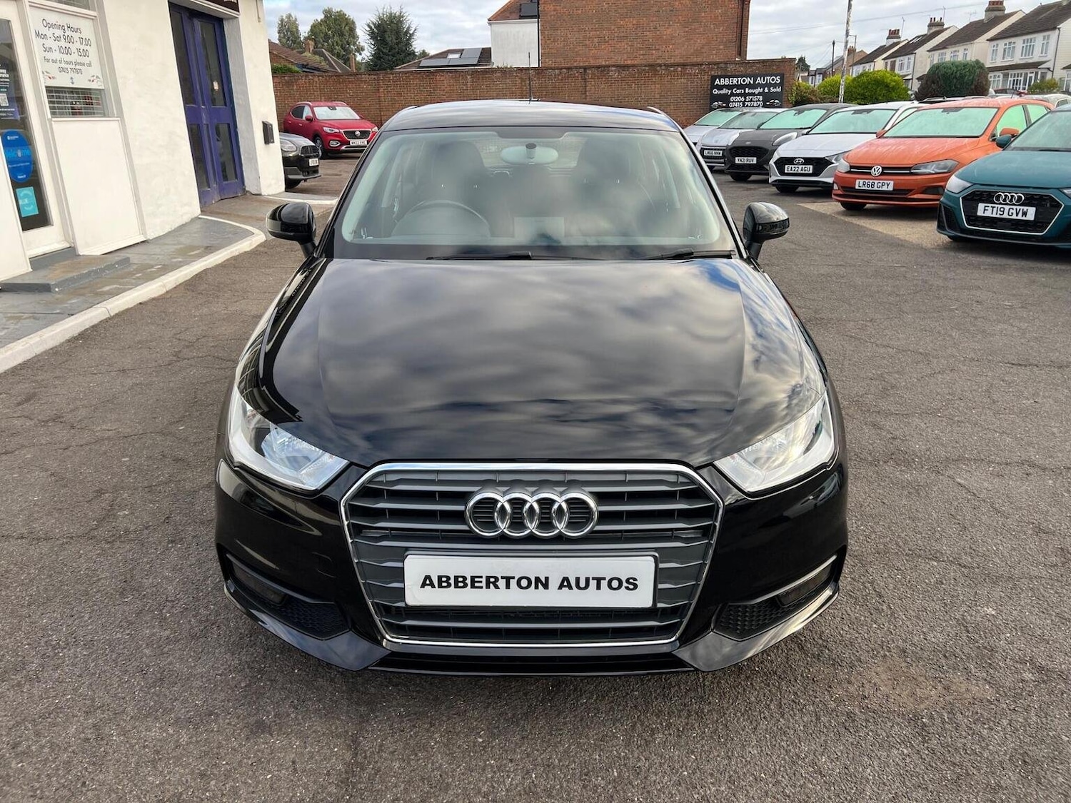 Used Audi A1 2018 for sale - 76268464: Photo 2