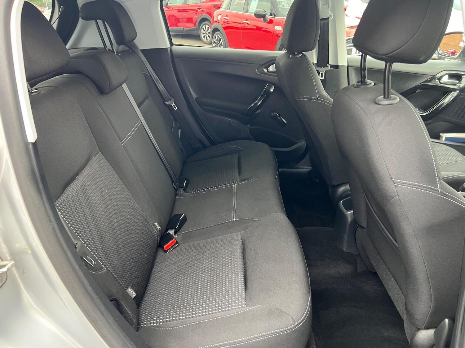 Used Peugeot 208 2016 for sale - 76149255: Photo 18