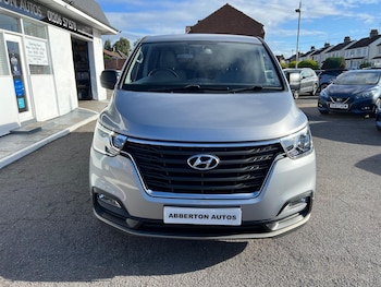 Used Hyundai i800 2019 for sale - 75968637: Photo