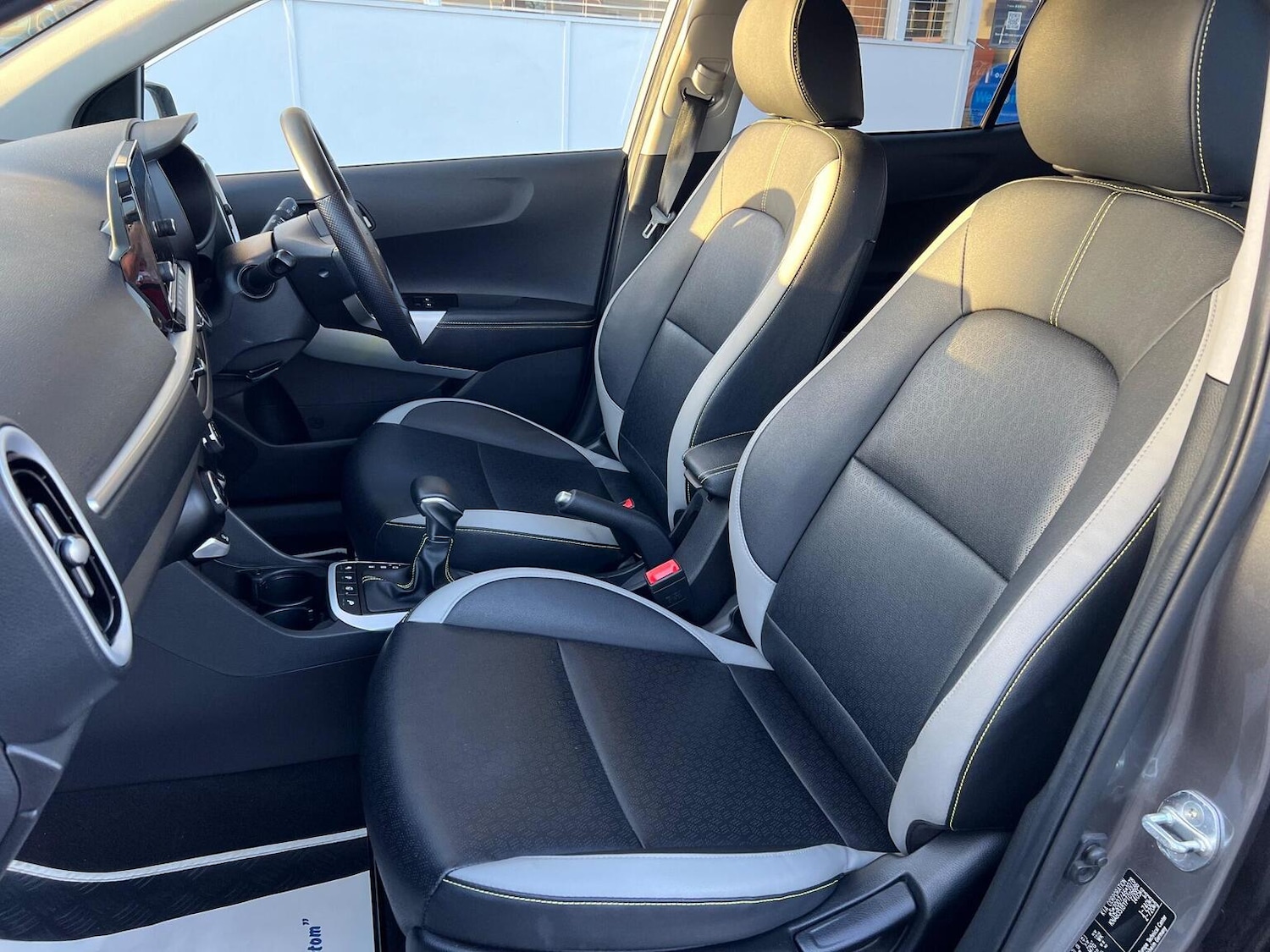 Used Kia Picanto 2022 for sale - 77008104: Photo 26