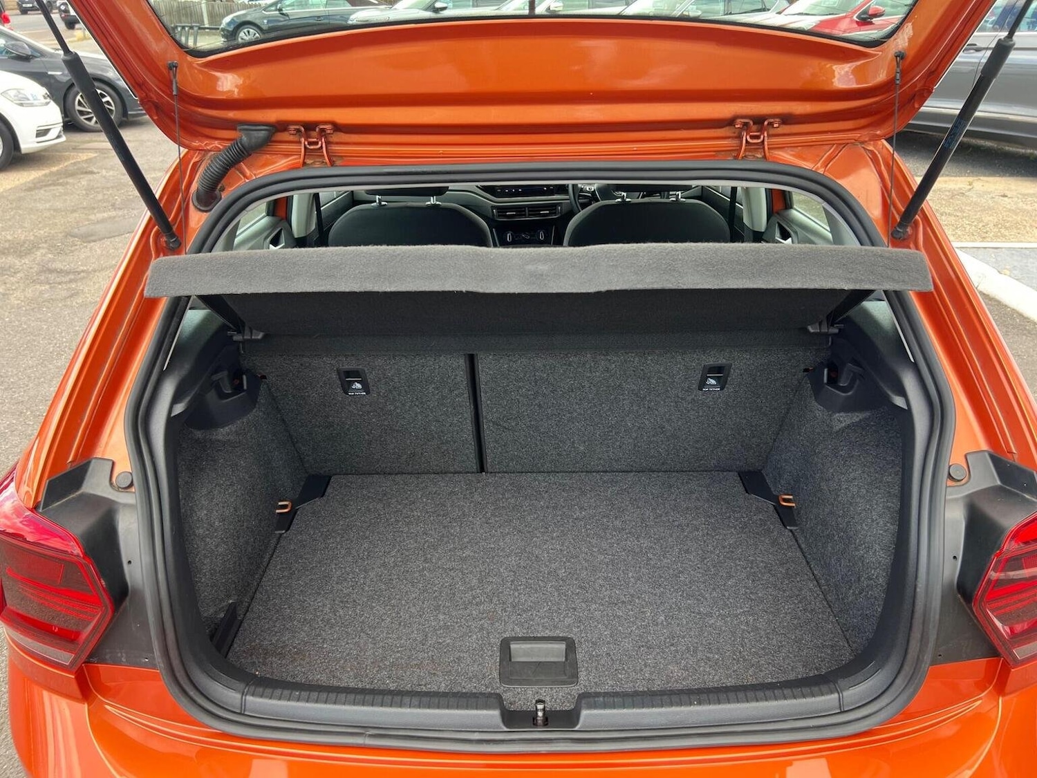 Used Volkswagen Polo 2018 for sale - 76793578: Photo 19