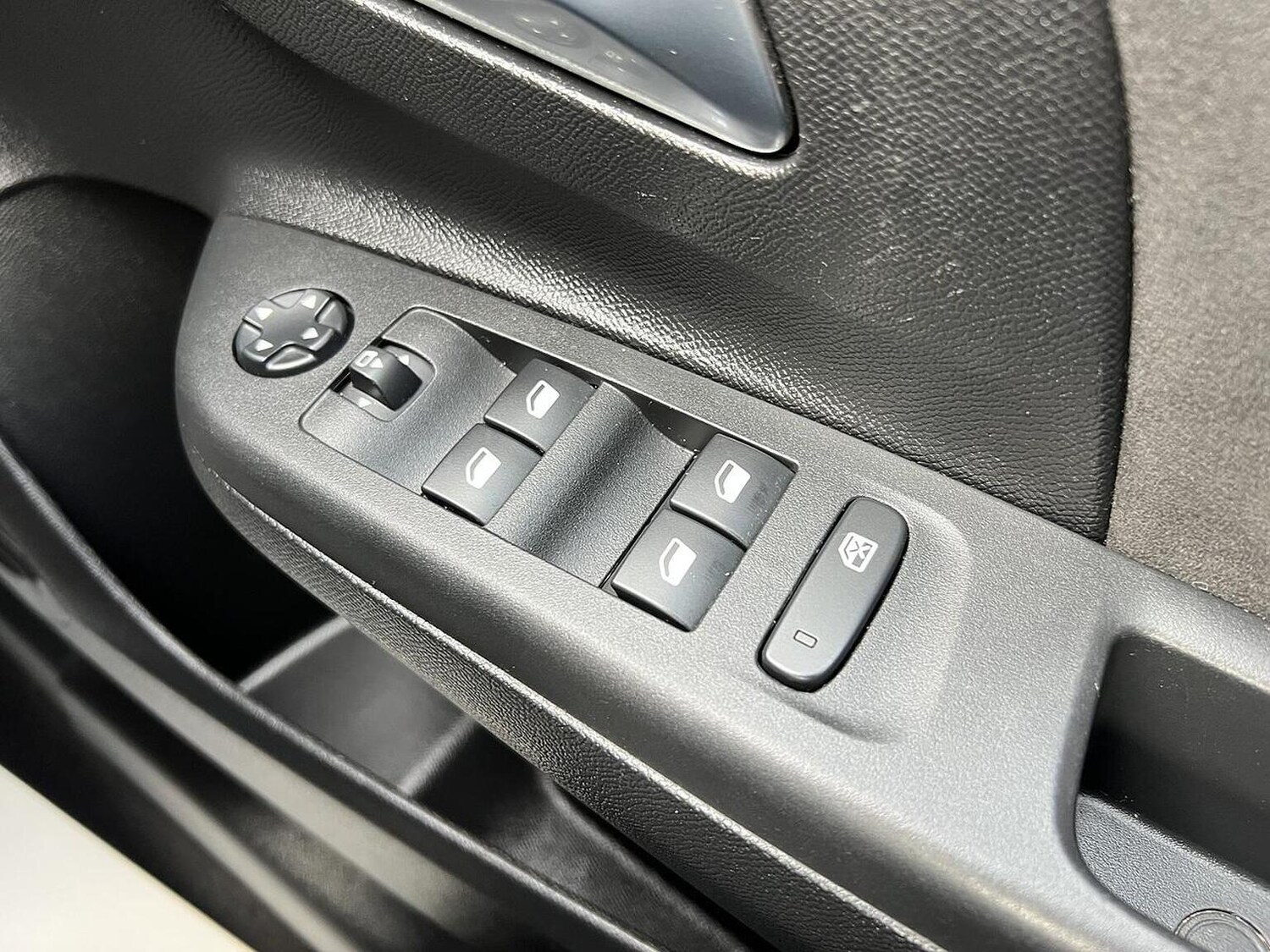 Used Vauxhall Corsa 2023 for sale - 77528341: Photo 14