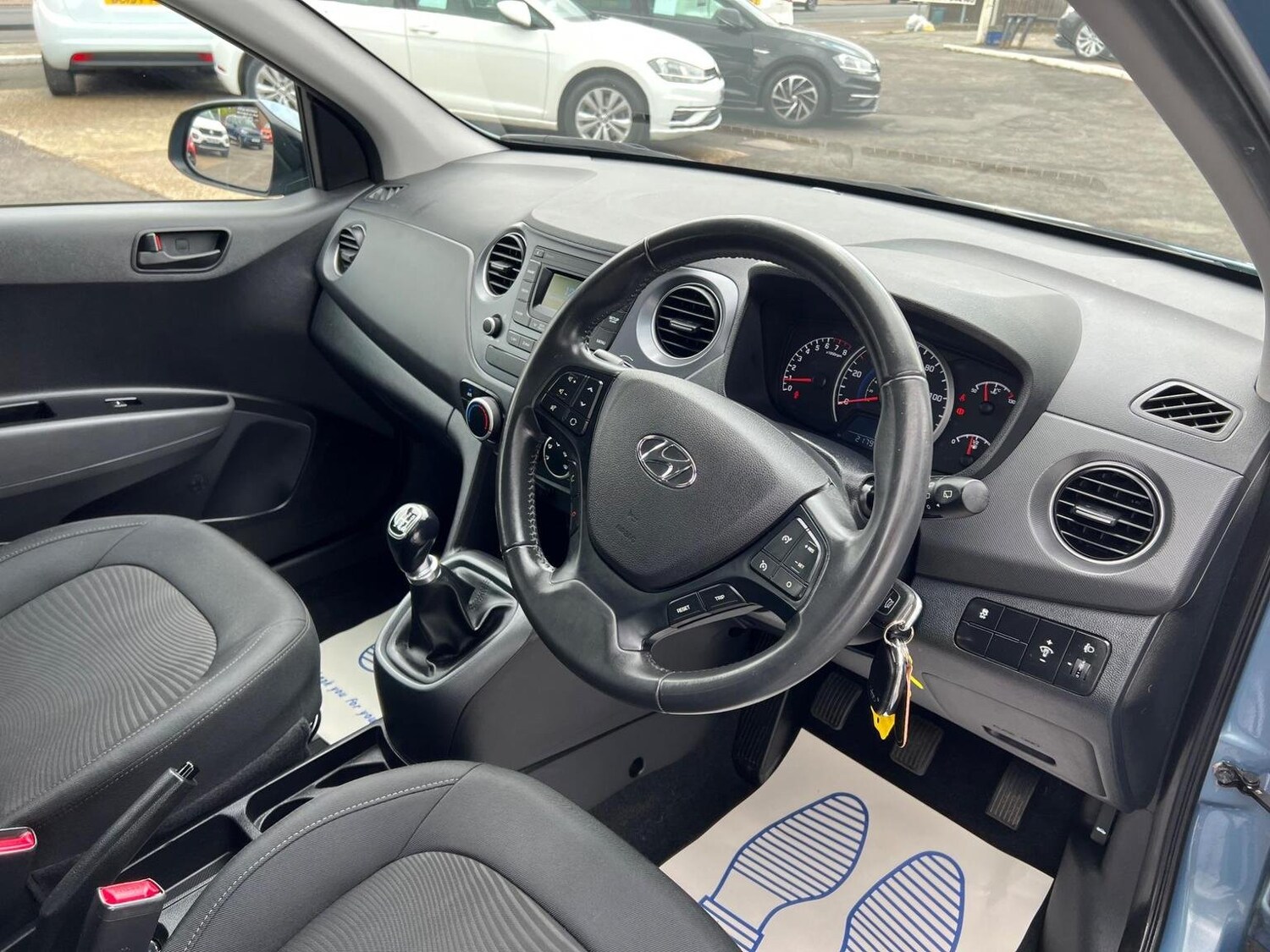 Used Hyundai i10 2018 for sale - 76769209: Photo 14