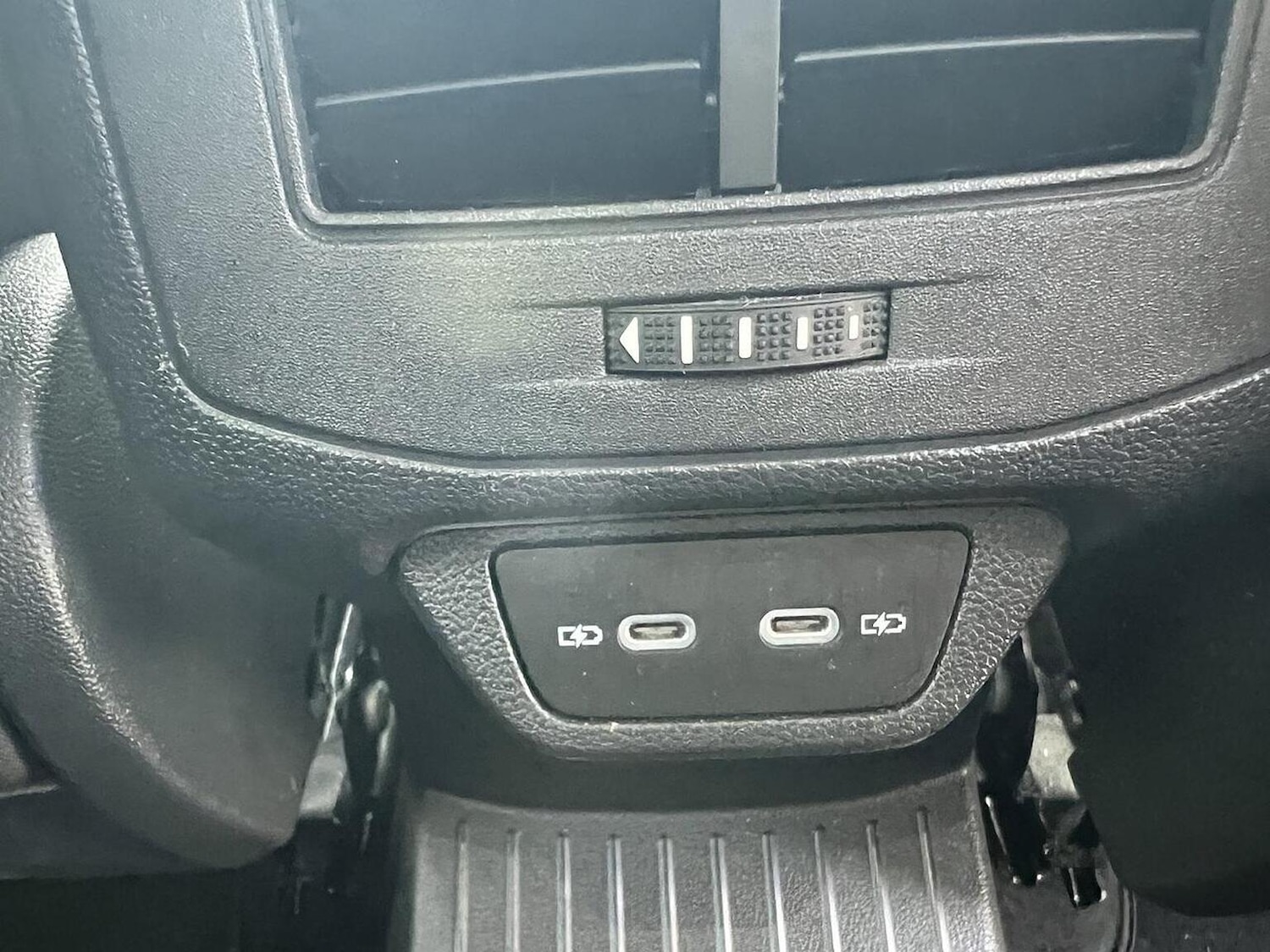 Used Volkswagen T-Roc 2021 for sale - 77395244: Photo 18