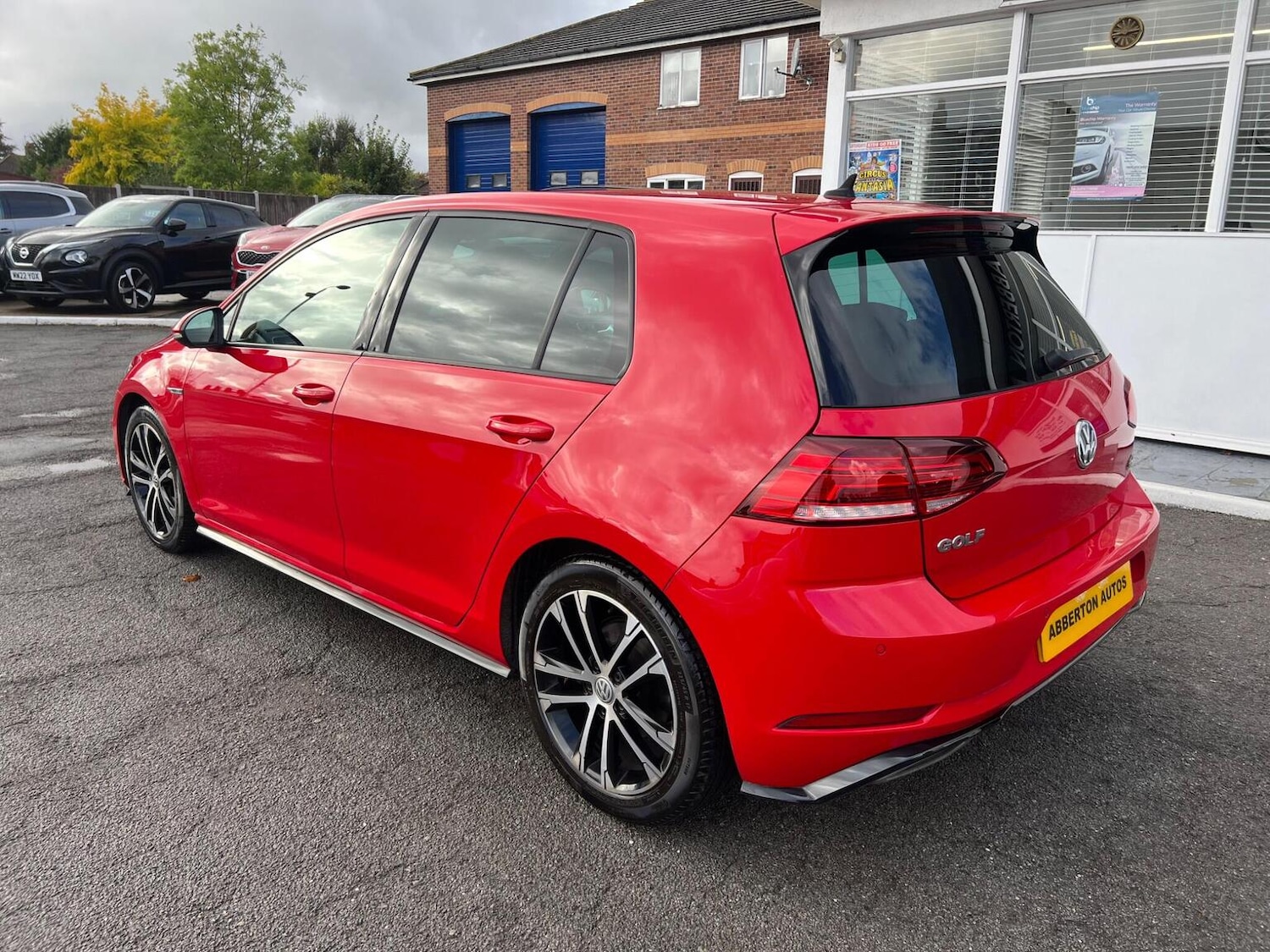 Used Volkswagen Golf 2019 for sale - 76319434: Photo 4