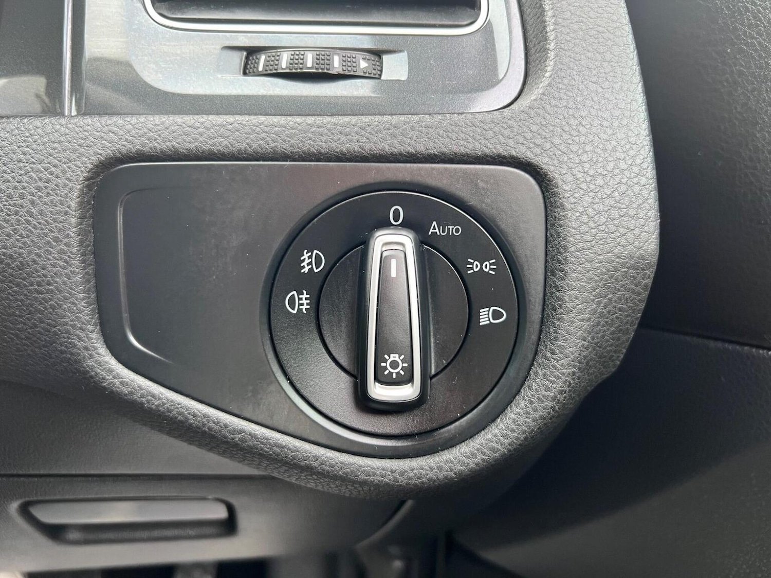 Used Volkswagen Golf 2019 for sale - 76497565: Photo 19