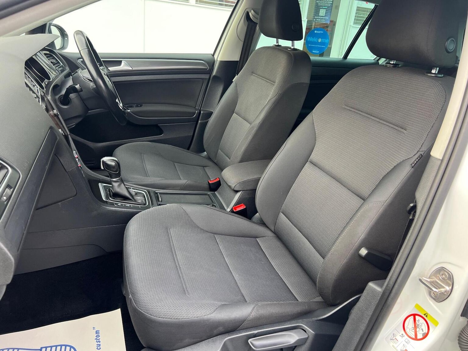 Used Volkswagen Golf 2019 for sale - 76497565: Photo 23