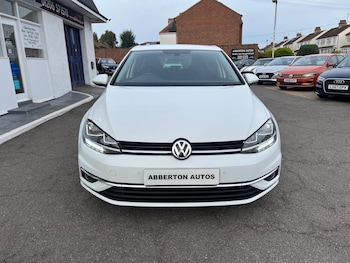 Used Volkswagen Golf 2019 for sale - 76497565: Photo