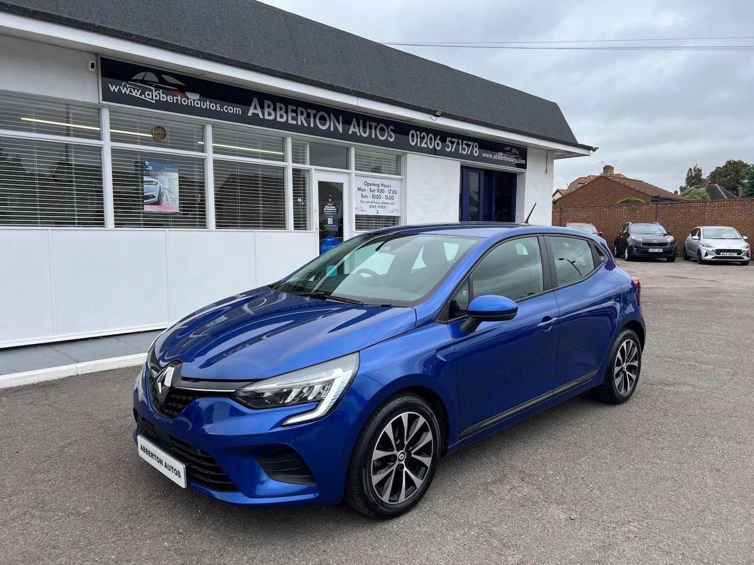 Used Renault Clio 2022 for sale - 76793584: Photo 1