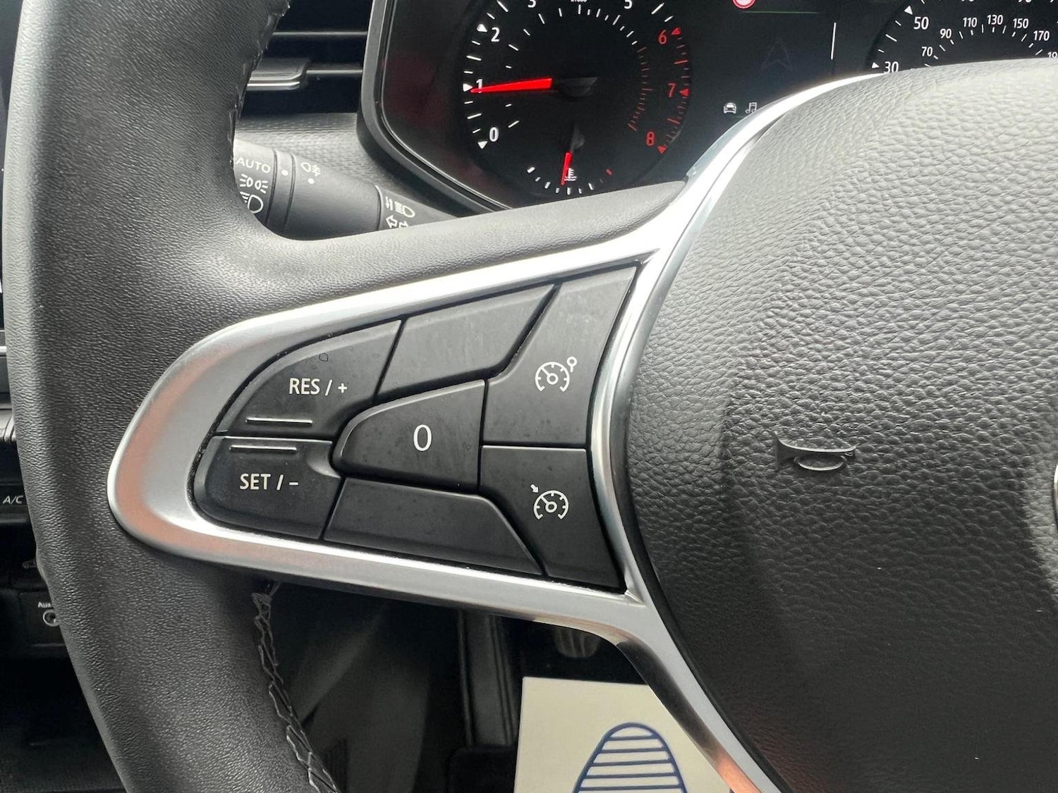 Used Renault Clio 2022 for sale - 76793584: Photo 14