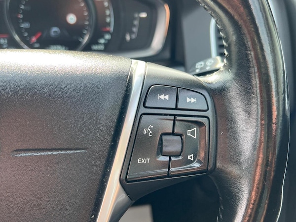 Used Volvo XC60 2014 for sale - 76149247: Photo 10