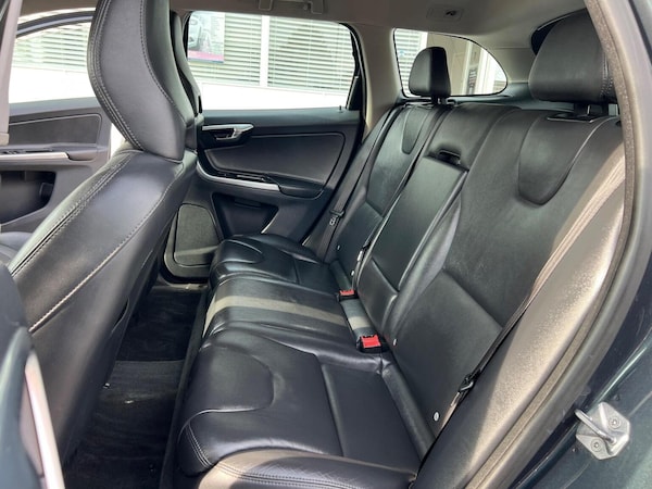 Used Volvo XC60 2014 for sale - 76149247: Photo 24