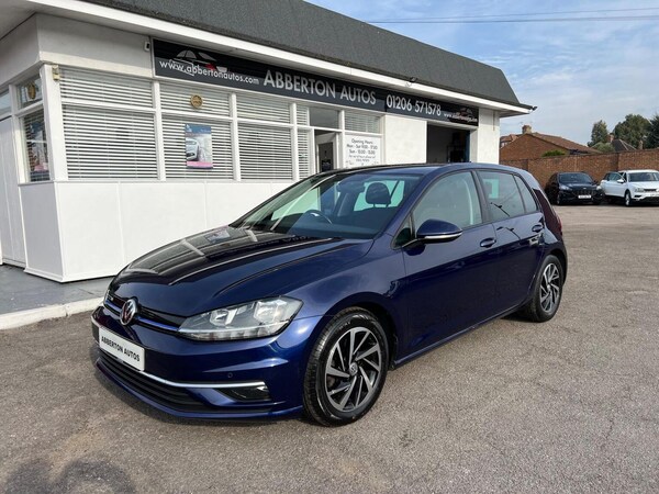 Used Volkswagen Golf 2019 for sale - 76149302: Photo 1