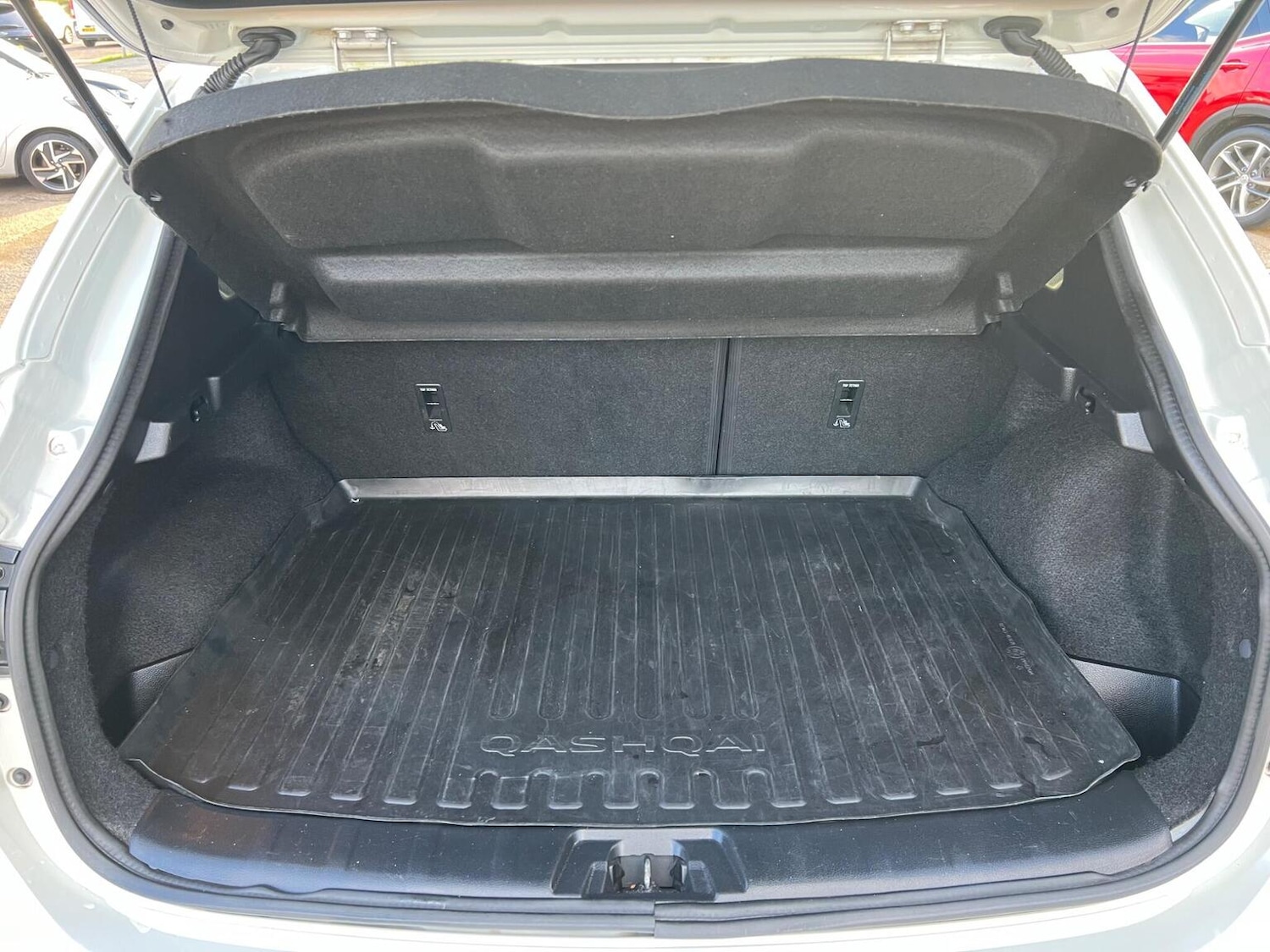 Used Nissan Qashqai 2018 for sale - 76347118: Photo 20