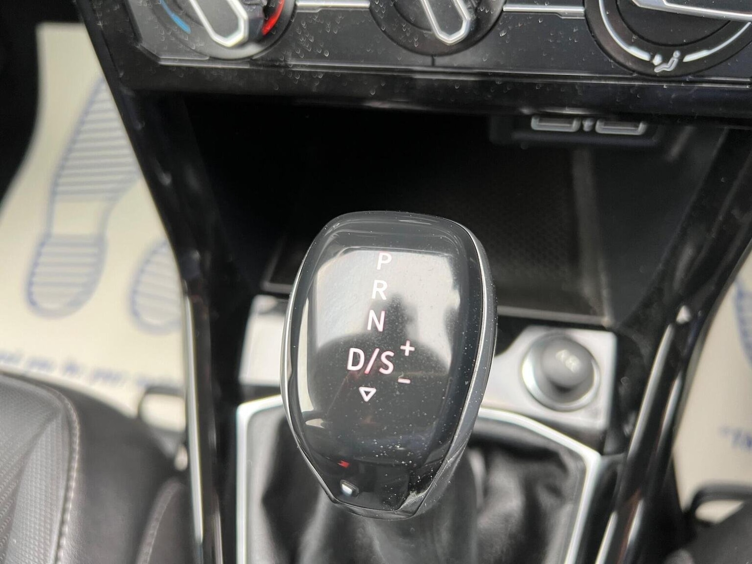 Used Volkswagen T-Cross 2019 for sale - 76268563: Photo 11