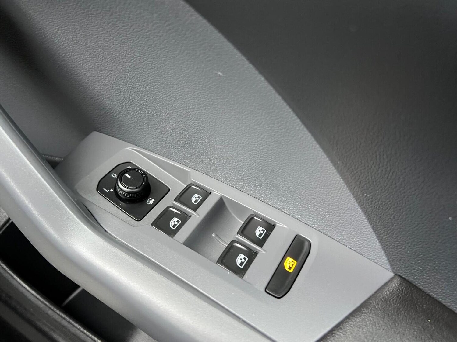 Used Volkswagen T-Cross 2019 for sale - 76268563: Photo 17