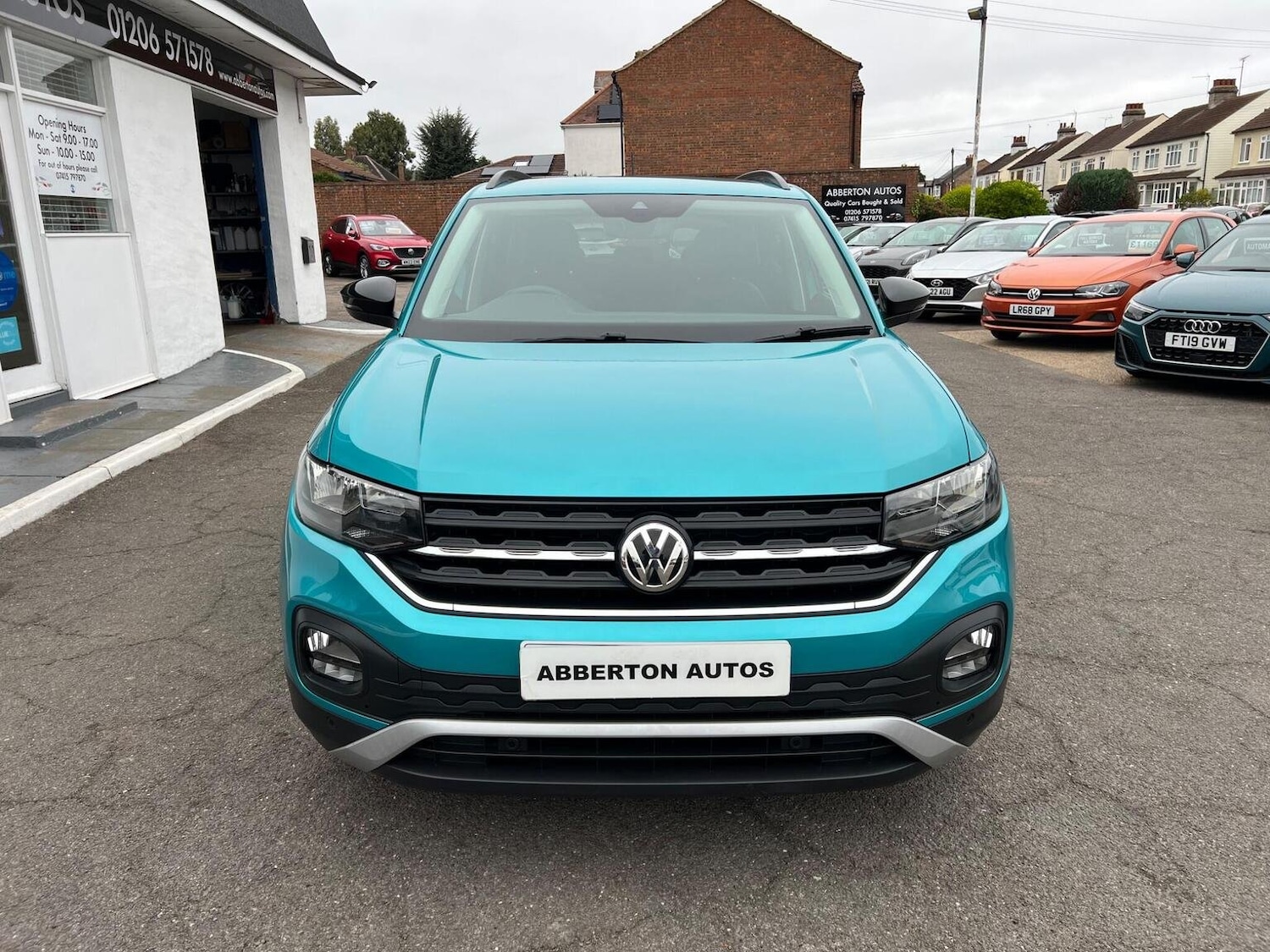 Used Volkswagen T-Cross 2019 for sale - 76268563: Photo 2