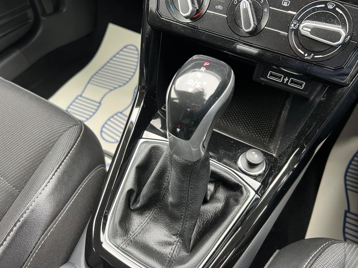 Used Volkswagen T-Cross 2019 for sale - 76268563: Photo 6