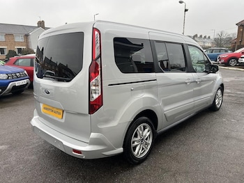 Used Ford Grand Tourneo Connect 2020 for sale - 77453378: Photo