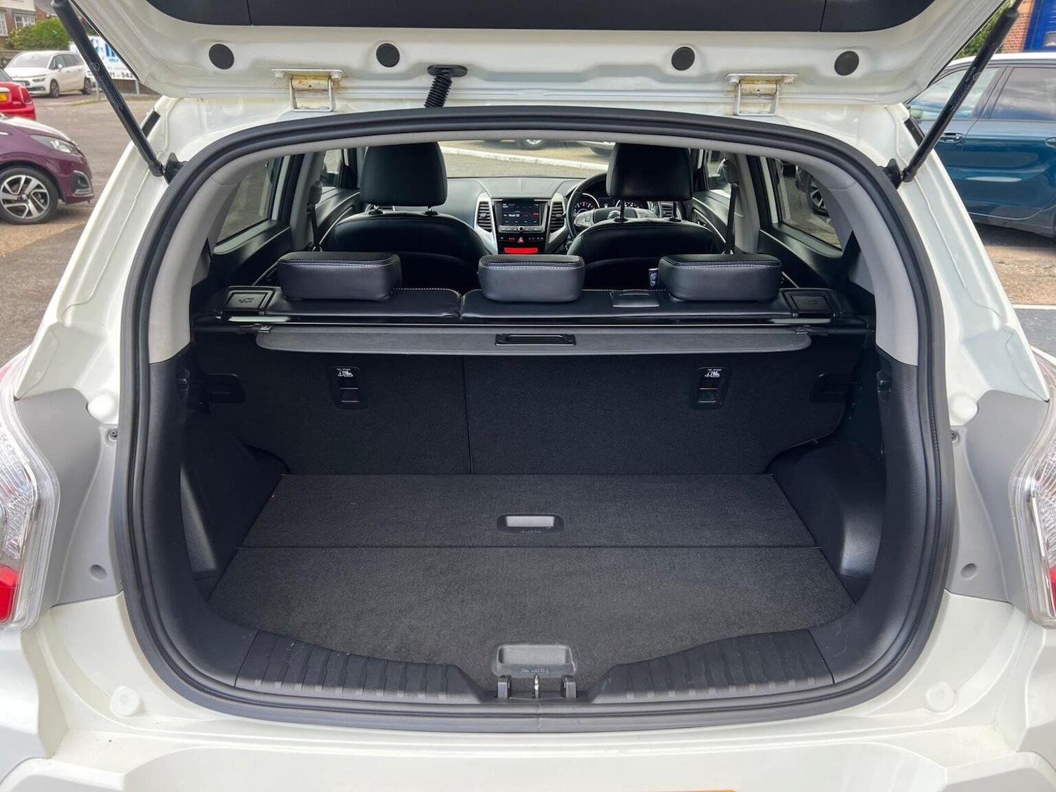 Vehicle 19